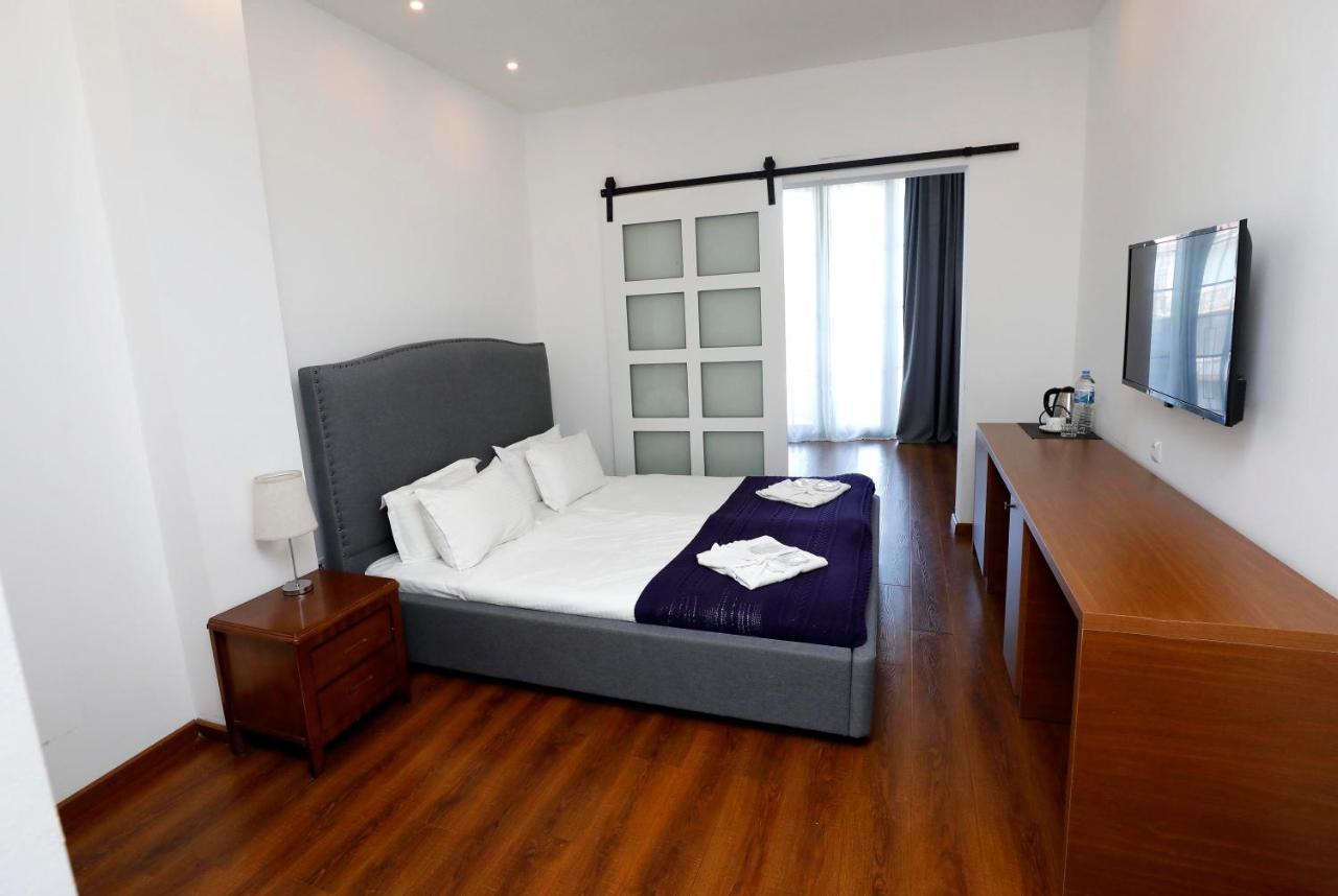 Hotel Homey 코불레티 외부 사진