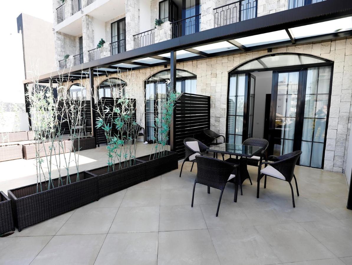 Hotel Homey 코불레티 외부 사진