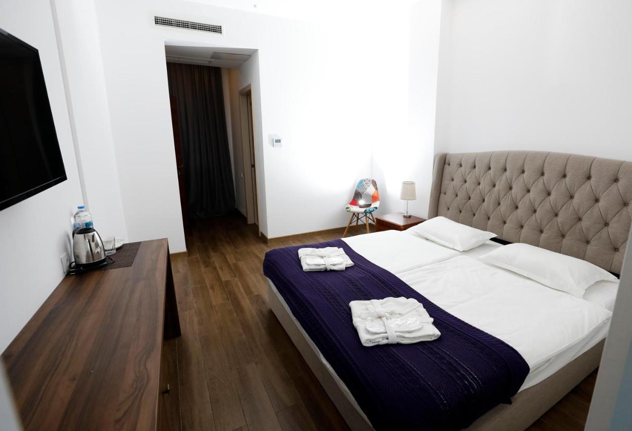 Hotel Homey 코불레티 외부 사진