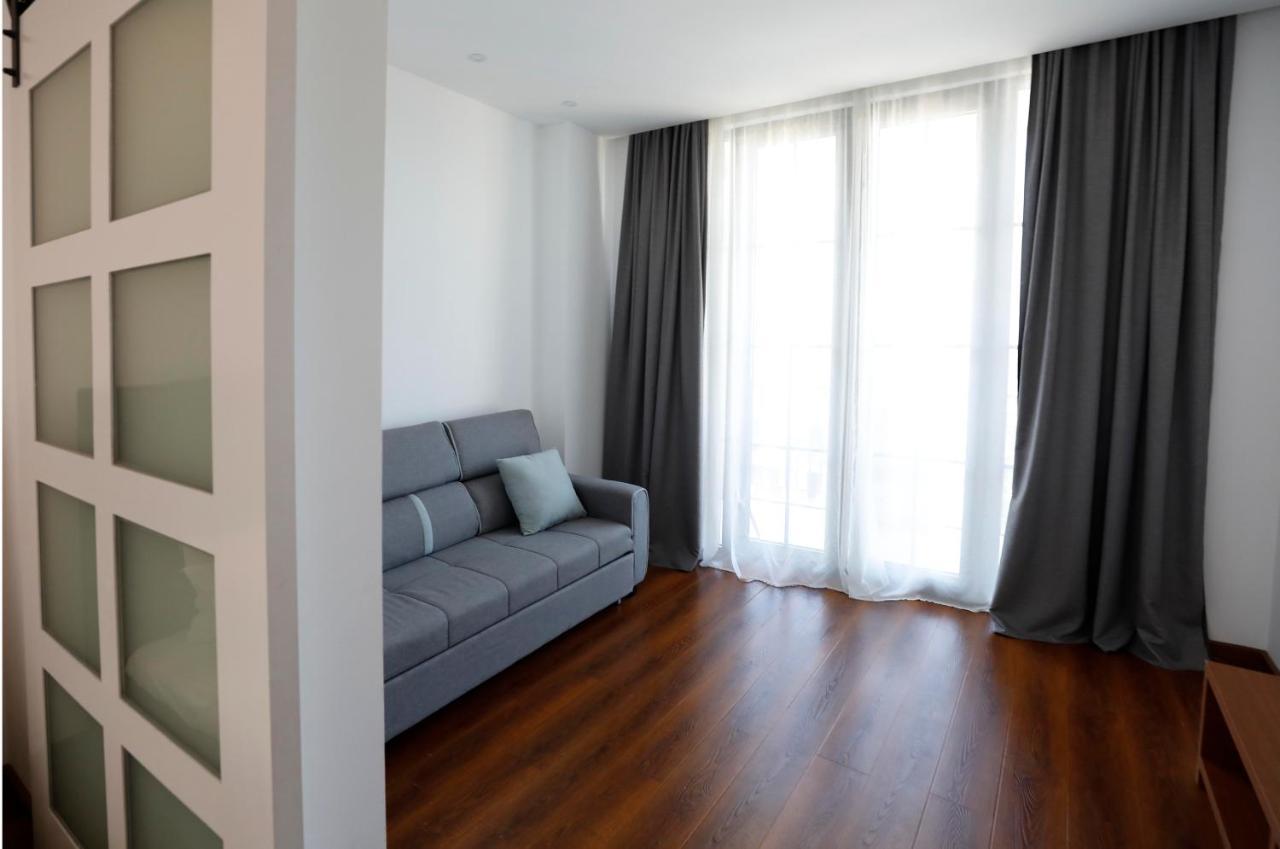 Hotel Homey 코불레티 외부 사진
