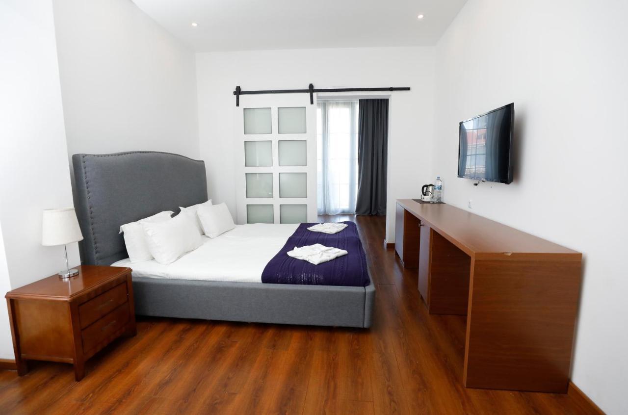 Hotel Homey 코불레티 외부 사진