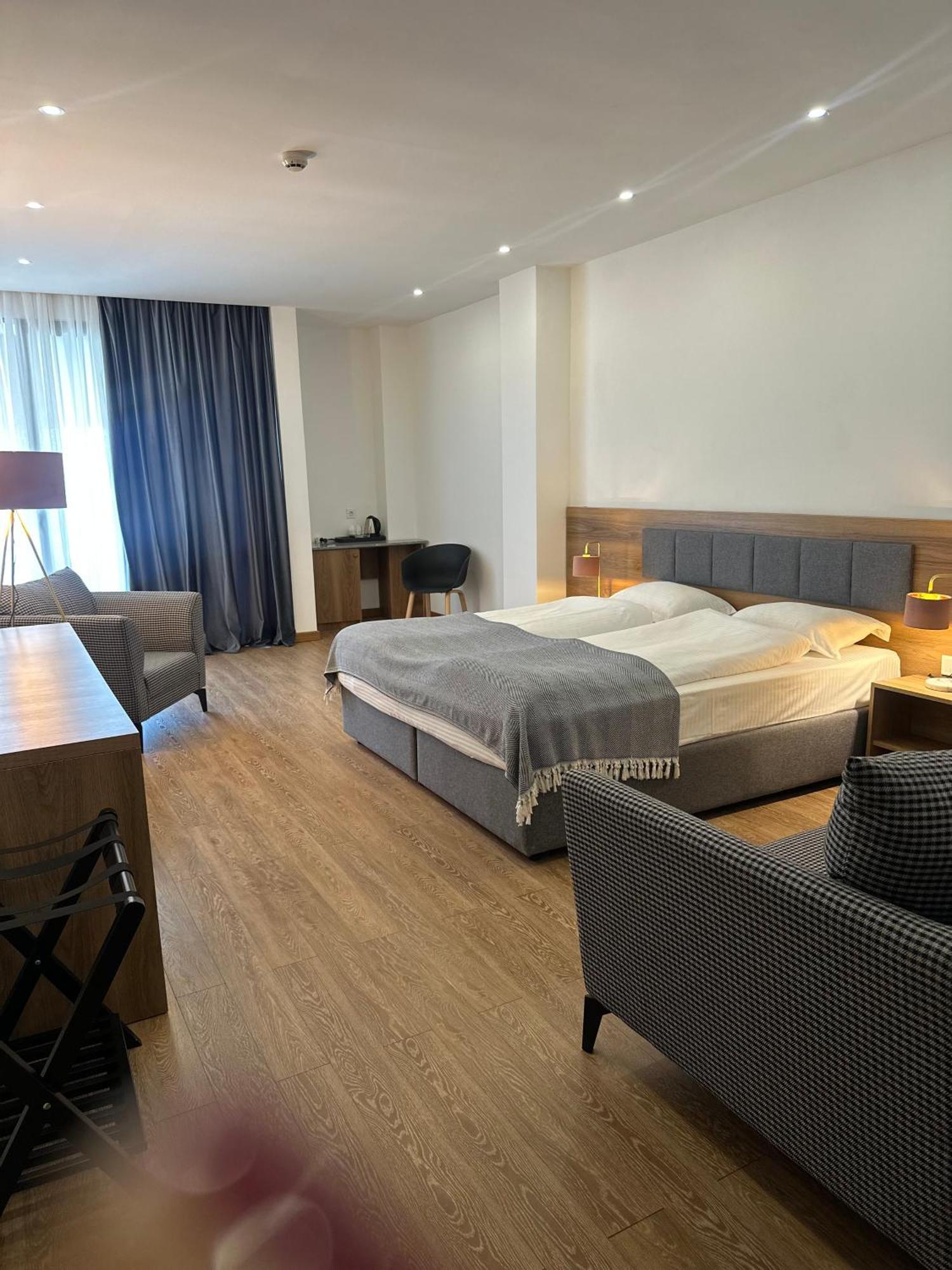 Hotel Homey 코불레티 외부 사진