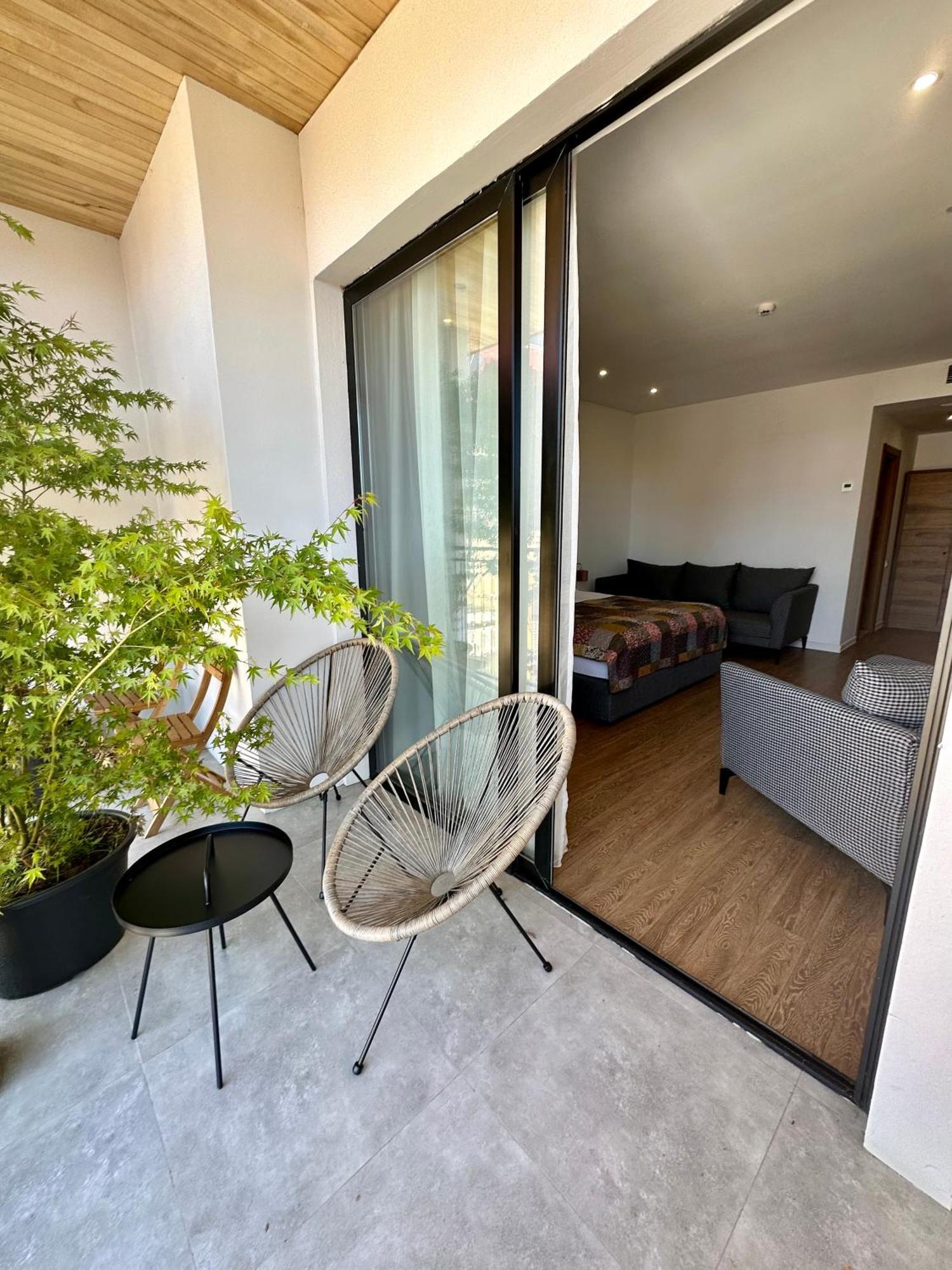 Hotel Homey 코불레티 외부 사진